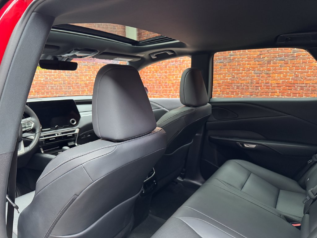 Used 2025 Lexus RX 350 Premium w/ Accessory Package (K3) AWD/4WD image 27