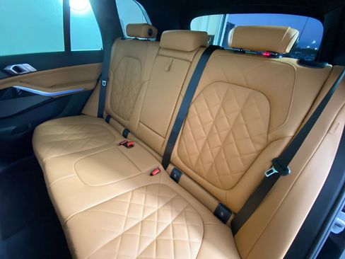 Used 2026 BMW X5 xDrive50e w/ M Sport Package image 29