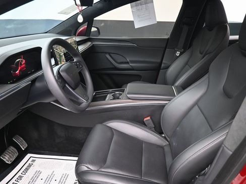 Used 2024 Tesla Model X image 22