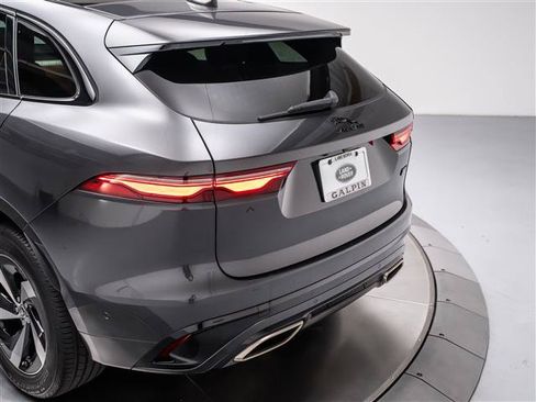 Used 2026 Jaguar F-PACE R-Dynamic S AWD/4WD image 31