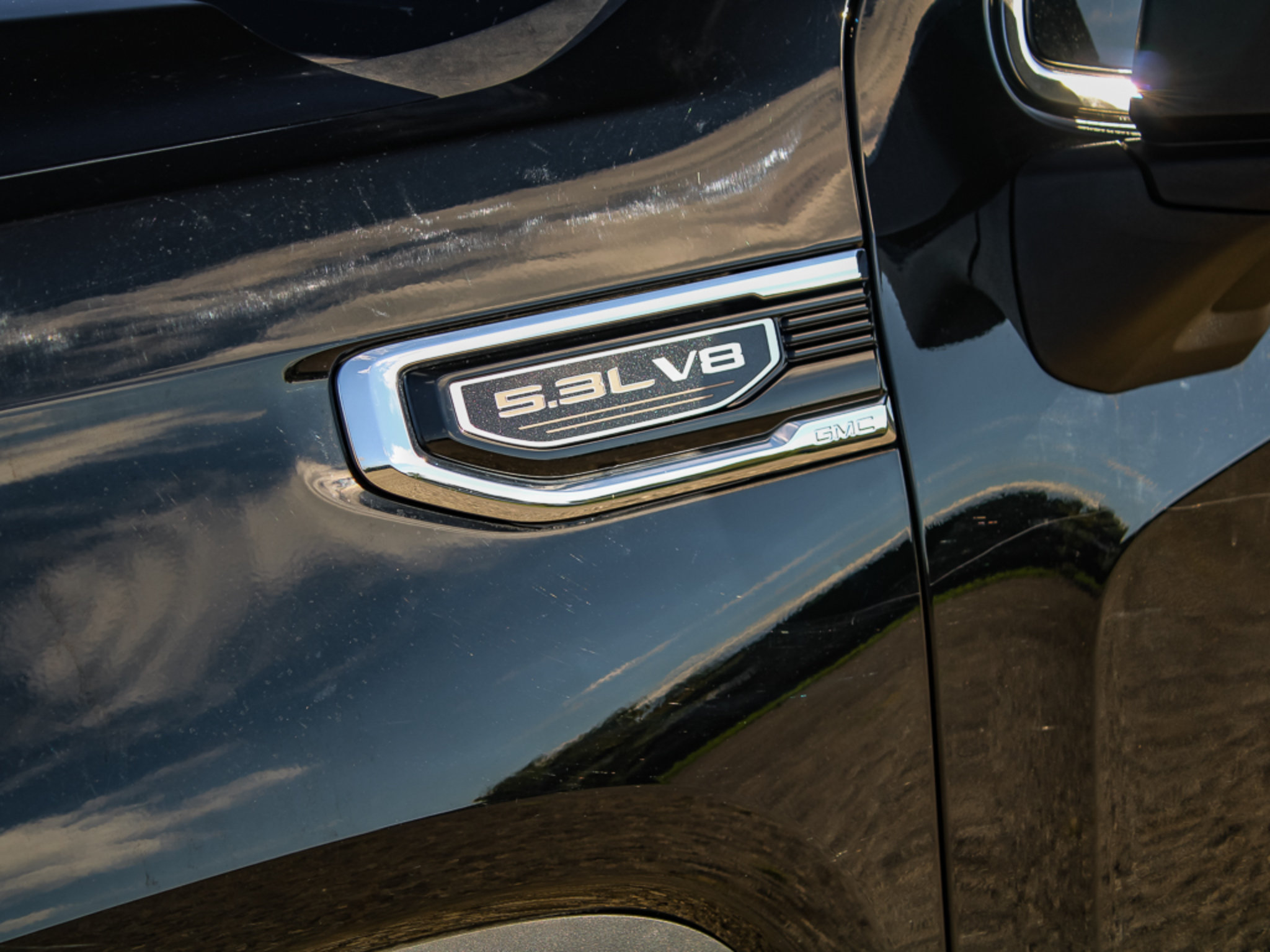 Used 2019 GMC Sierra 1500 SLE w/ SLE Value Package AWD/4WD image 12
