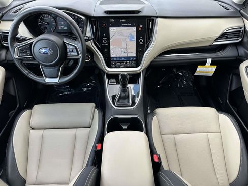 Certified 2025 Subaru Outback Limited AWD/4WD image 10