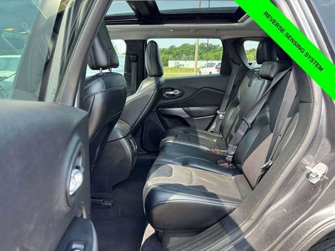 Used 2022 Jeep Cherokee Limited AWD/4WD image 27