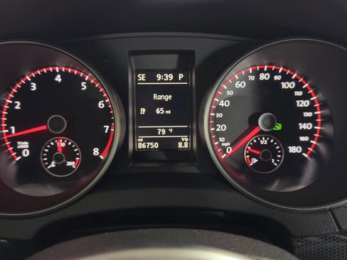 Used 2013 Volkswagen Golf 4-Door image 21