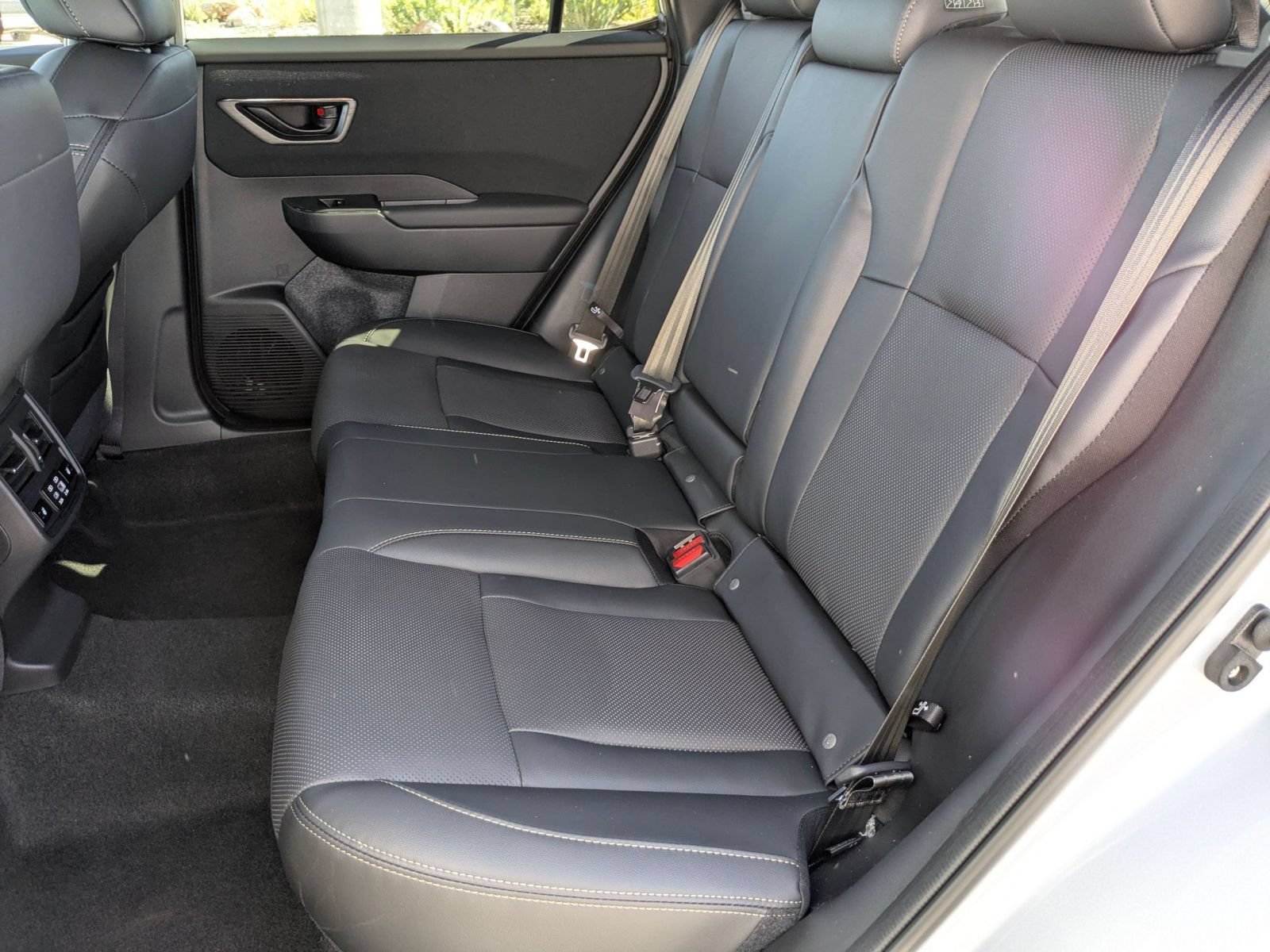 New 2026 Subaru Outback Limited AWD/4WD image 7