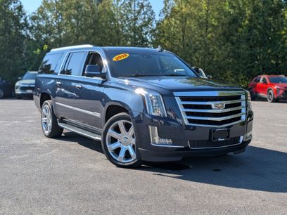 Used 2019 Cadillac Escalade ESV Luxury