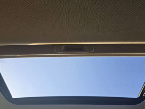 Used 2015 INFINITI QX70 AWD w/ Premium Package image 39