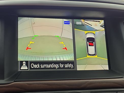 Used 2020 Nissan Pathfinder Platinum image 25