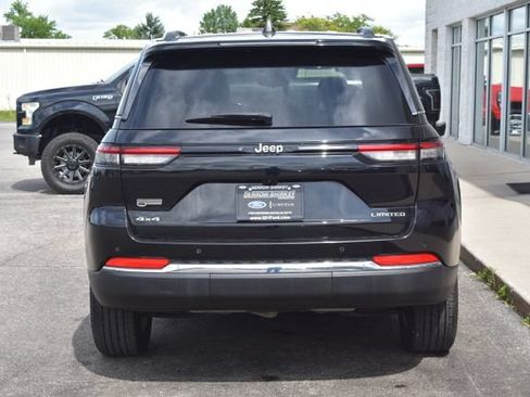 Used 2023 Jeep Grand Cherokee Limited AWD/4WD image 9