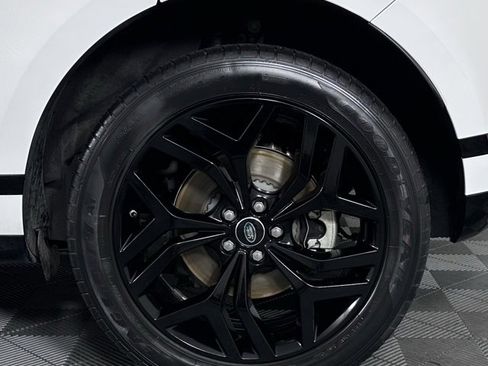 Used 2020 Land Rover Range Rover Evoque R-Dynamic S image 12