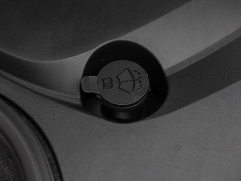 Used 2023 Chevrolet Corvette Stingray Premium Conv w/ Z51 Performance Package image 17