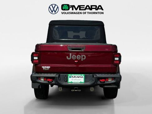 Used 2021 Jeep Gladiator Rubicon AWD/4WD image 4