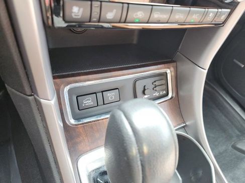 Certified 2021 Subaru Ascent Touring image 40