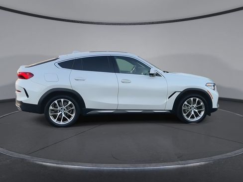 Used 2022 BMW X6 xDrive40i w/ Premium Package AWD/4WD image 9