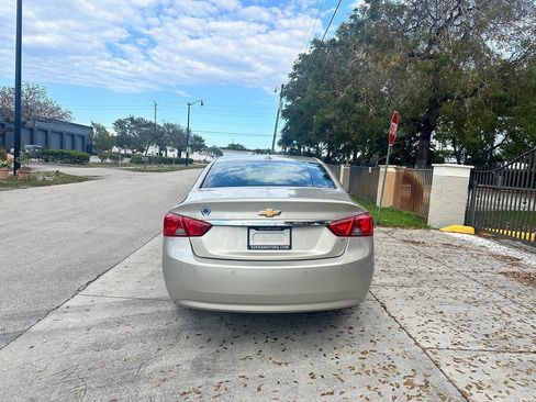 Used 2014 Chevrolet Impala LT w/ Premium Seating Package image 8