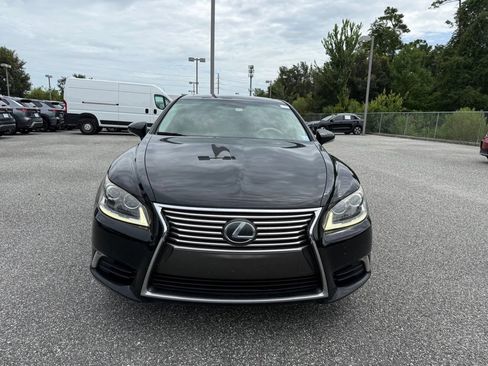 Used 2015 Lexus LS 460 L w/ Ultra Luxury Package AWD/4WD image 2
