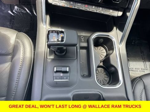 Used 2024 GMC Sierra 1500 Denali w/ Technology Package AWD/4WD image 26