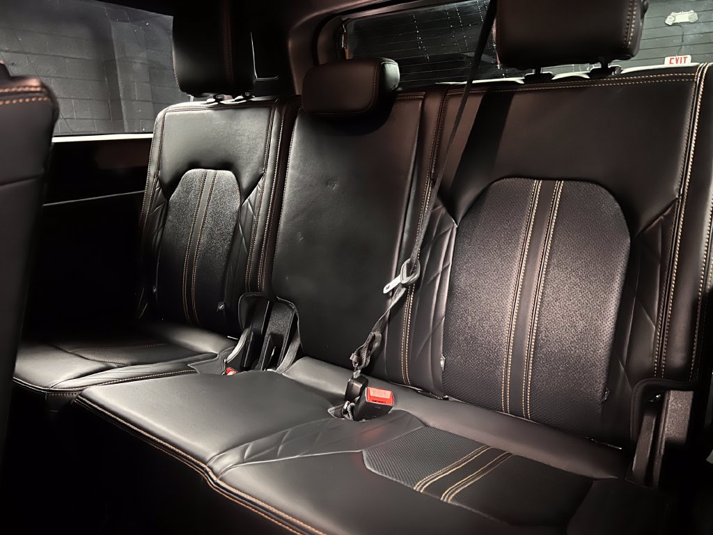 Used 2024 Ford Expedition Max Platinum AWD/4WD image 25
