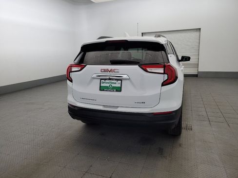 Used 2024 GMC Terrain SLE w/ Driver Convenience Package AWD/4WD image 7