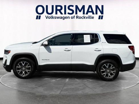 Used 2022 GMC Acadia SLE FWD image 3