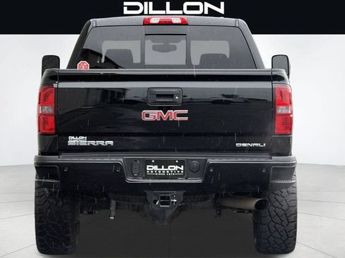 Used 2015 GMC Sierra 2500 Denali w/ Suspension Package, Off-Road AWD/4WD image 5