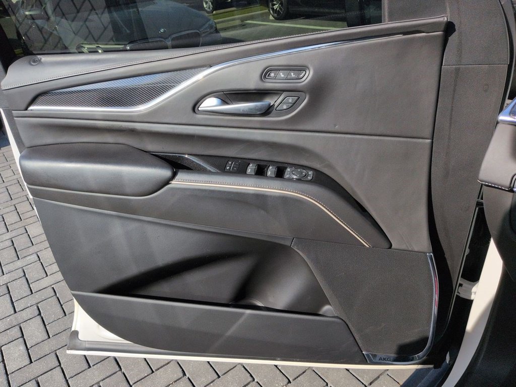 Used 2022 Cadillac Escalade Sport Platinum AWD/4WD image 30