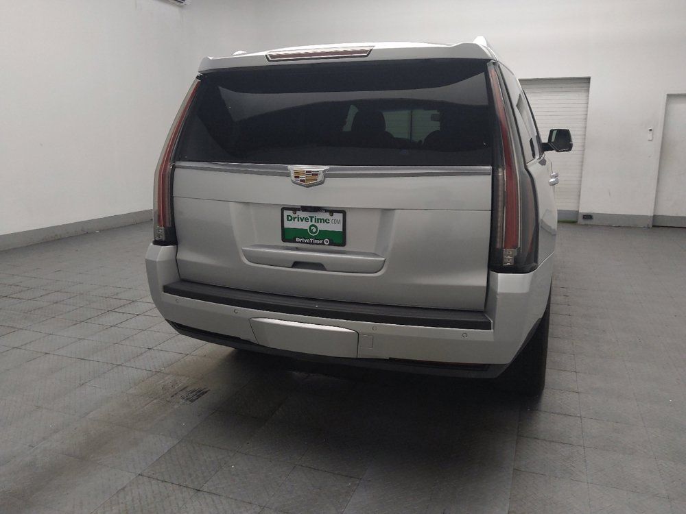 Used 2018 Cadillac Escalade Premium Luxury RWD image 7