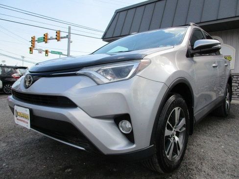 Used 2017 Toyota RAV4 XLE w/ Plus Extra Value Package image 4