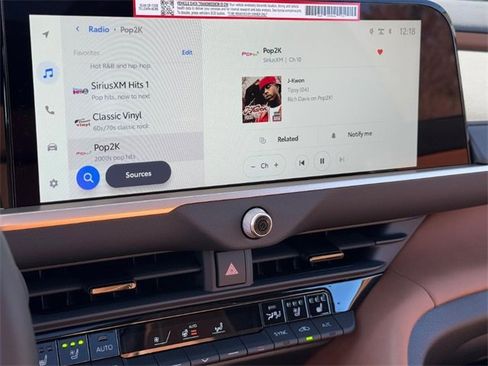 New 2025 Toyota Crown Signia image 19