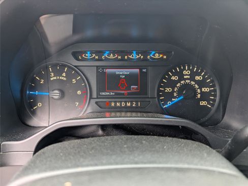 Used 2016 Ford F150 XL w/ Equipment Group 101A Mid image 24