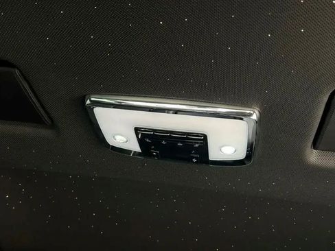 Used 2020 Rolls-Royce Phantom Sedan RWD image 18