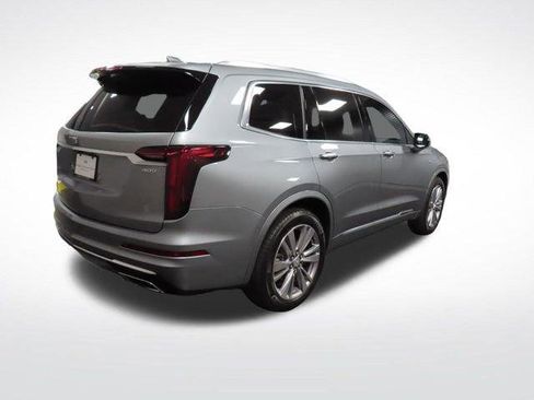 Certified 2023 Cadillac XT6 Premium Luxury FWD image 5