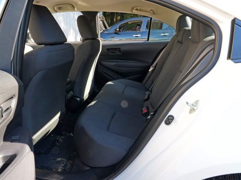 Used 2023 Toyota Corolla LE w/ Carpet Mat Package (TMS) FWD image 34