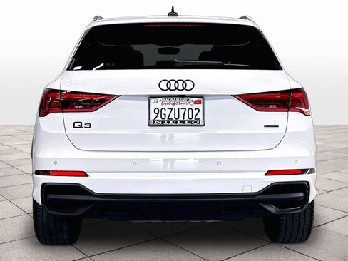 Used 2023 Audi Q3 2.0T Premium w/ Black Optic Sport Package AWD/4WD image 7