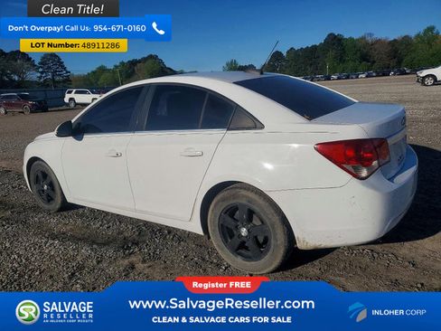 Used 2015 Chevrolet Cruze LT image 3