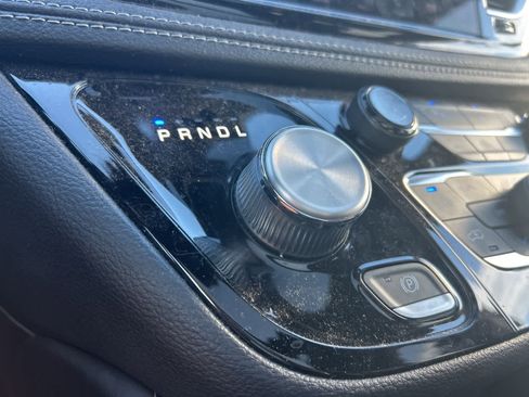 Used 2022 Chrysler Pacifica Limited w/ S Appearance Package image 28