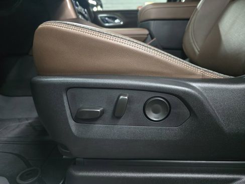 Used 2024 Chevrolet Tahoe High Country image 29