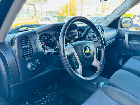 Used 2011 Chevrolet Silverado 1500 LT w/ All-Star Edition image 36