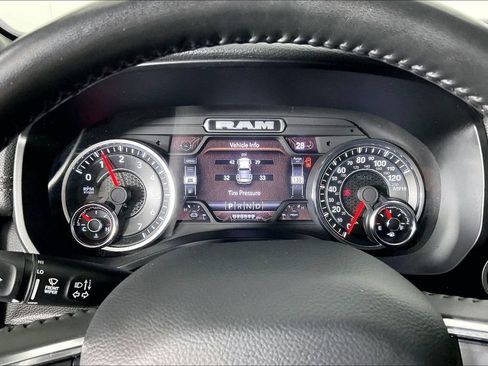 Used 2024 RAM 1500 Laramie RWD image 26