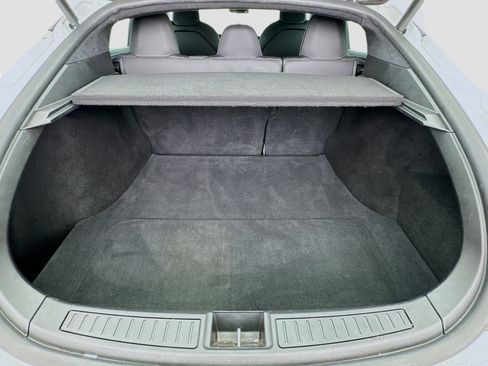 Used 2020 Tesla Model S Long Range Plus image 18