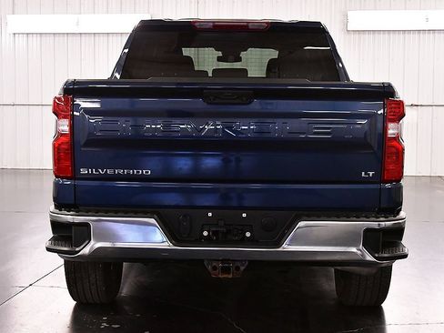 Used 2023 Chevrolet Silverado 1500 LT AWD/4WD image 6