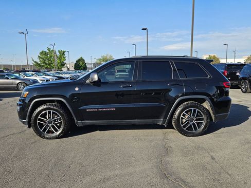 Used 2020 Jeep Grand Cherokee Trailhawk AWD/4WD image 9
