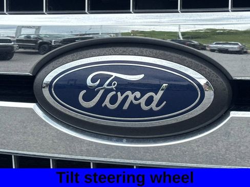 Used 2019 Ford F150 XLT w/ Equipment Group 302A Luxury AWD/4WD image 16