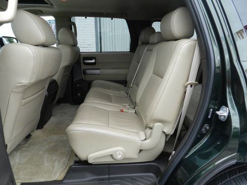 Used 2010 Toyota Sequoia Limited image 10