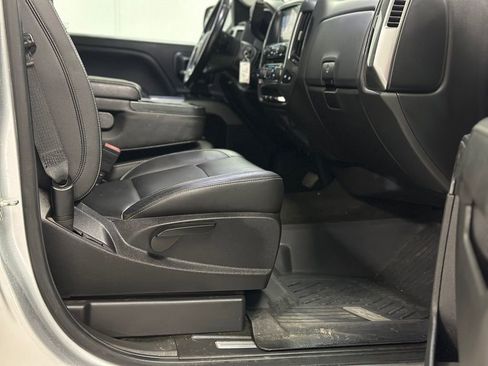 Used 2018 Chevrolet Silverado 1500 LT w/ All Star Edition image 22