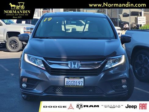 Used 2019 Honda Odyssey EX-L image 2
