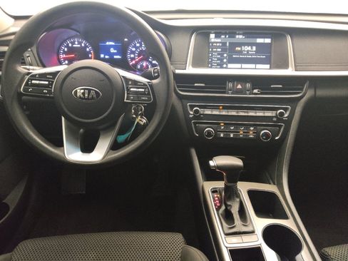 Used 2019 Kia Optima LX FWD image 22