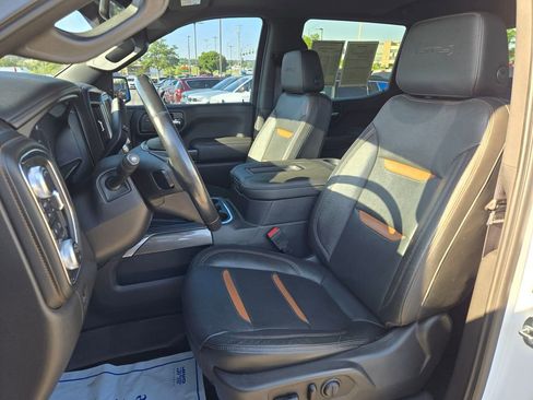 Used 2019 GMC Sierra 1500 AT4 w/ AT4 Premium Package AWD/4WD image 18