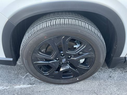 Certified 2025 Subaru Ascent Onyx Edition image 9