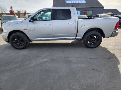 Used 2018 RAM 1500 Big Horn image 6